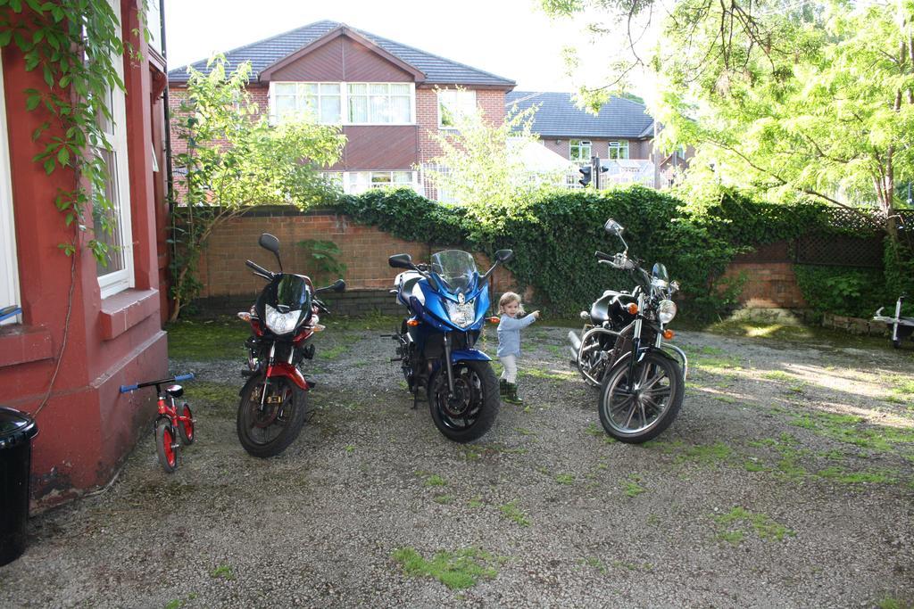 East Midlands Guesthouse Derby Dış mekan fotoğraf